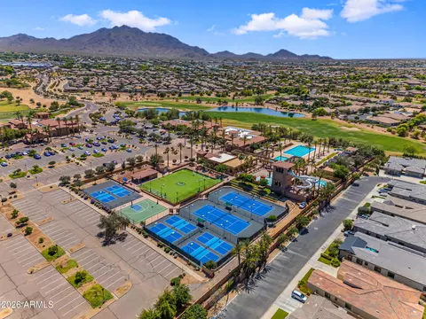 View/Area - 6834 S Jacqueline Way, Gilbert, AZ 85298 photo 8 of 11