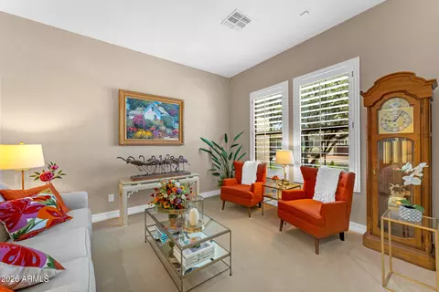 Living - 6834 S Jacqueline Way, Gilbert, AZ 85298 photo 2 of 7