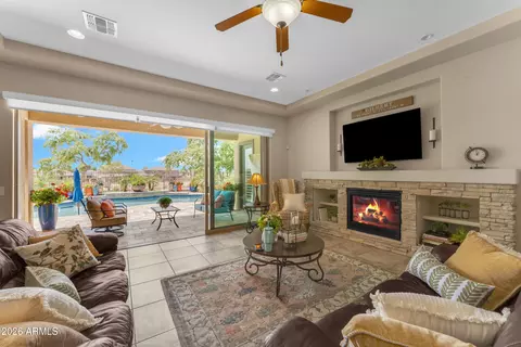 Living - 6834 S Jacqueline Way, Gilbert, AZ 85298 photo 5 of 7