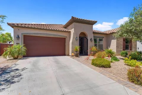 Exterior - 6834 S Jacqueline Way, Gilbert, AZ 85298 photo 3 of 15