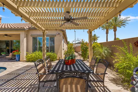 Exterior - 6834 S Jacqueline Way, Gilbert, AZ 85298 photo 7 of 15
