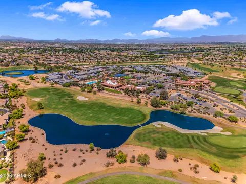 View/Area - 6834 S Jacqueline Way, Gilbert, AZ 85298 photo 7 of 11