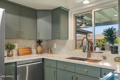 Kitchen - 2261 E Fairbrook St, Mesa, AZ 85213 photo 4 of 5