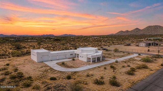 11853 W Cruiser Ln, Casa Grande, AZ 85194