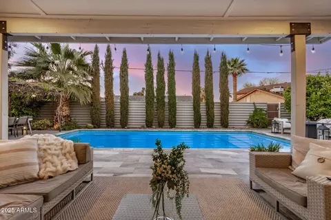 8738 E Rose Ln, Scottsdale, AZ 85250