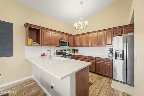 Kitchen - 3729 E Taro Ln, Phoenix, AZ 85050 photo 1 of 3