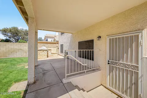 Exterior - 3729 E Taro Ln, Phoenix, AZ 85050 photo 4 of 8