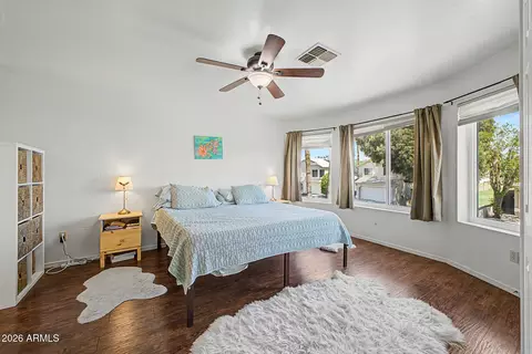 Bedroom - 3729 E Taro Ln, Phoenix, AZ 85050 photo 1 of 4