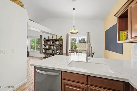 Kitchen - 3729 E Taro Ln, Phoenix, AZ 85050 photo 3 of 3