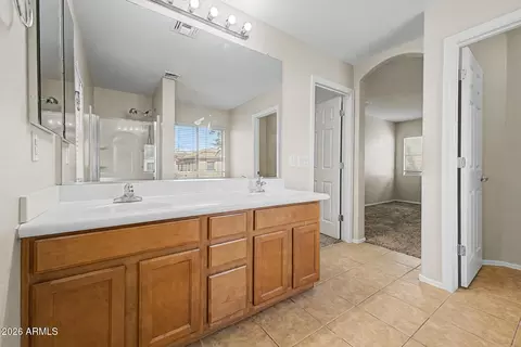 Bath - 4692 E Olney Ave, Gilbert, AZ 85234 photo 3 of 4