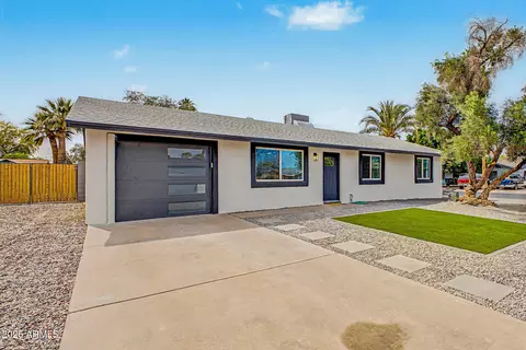 6426 S 47th St, Phoenix, AZ 85042