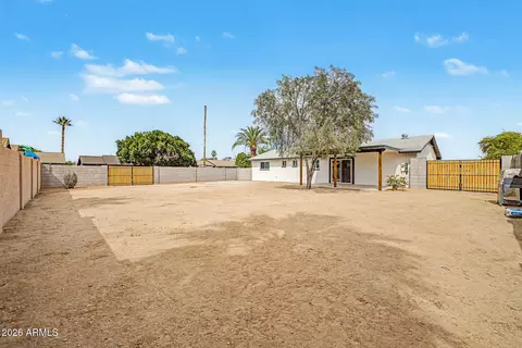Exterior - 6426 S 47th St, Phoenix, AZ 85042 photo 4 of 5