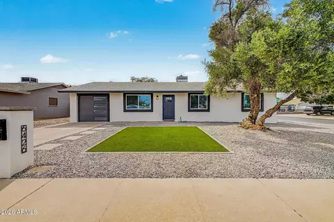 Exterior - 6426 S 47th St, Phoenix, AZ 85042 photo 2 of 5