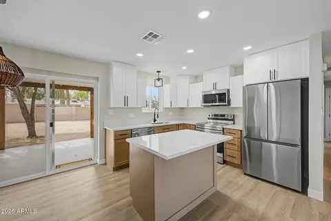 Kitchen - 6426 S 47th St, Phoenix, AZ 85042 photo 1 of 5