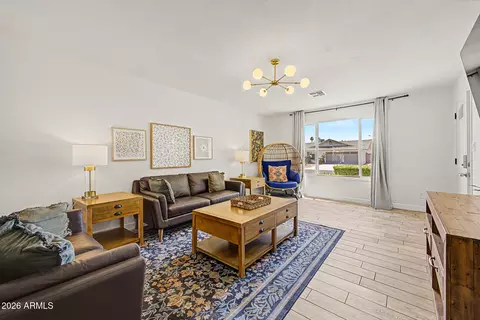 Living - 1632 E Palmcroft Dr, Tempe, AZ 85282 photo 3 of 4