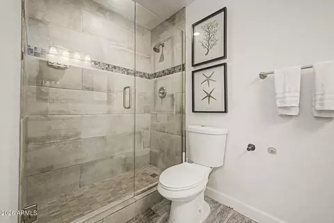 Bath - 1632 E Palmcroft Dr, Tempe, AZ 85282 photo 2 of 3