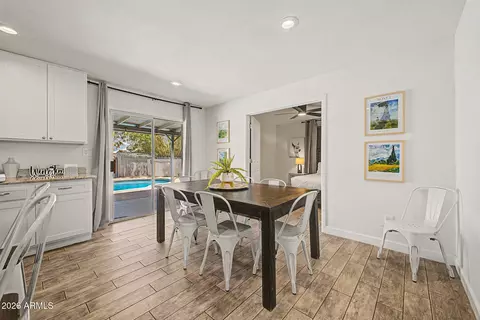 Dining - 1632 E Palmcroft Dr, Tempe, AZ 85282 photo 1 of 2
