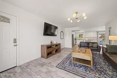 Living - 1632 E Palmcroft Dr, Tempe, AZ 85282 photo 4 of 4