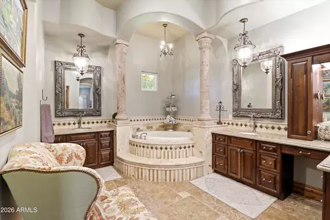 Bath - 2286 E Plum St, Gilbert, AZ 85298 photo 1 of 2