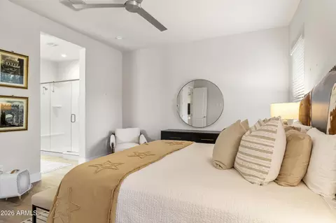 Bedroom - 6514 E Libby St, Phoenix, AZ 85054 photo 6 of 8