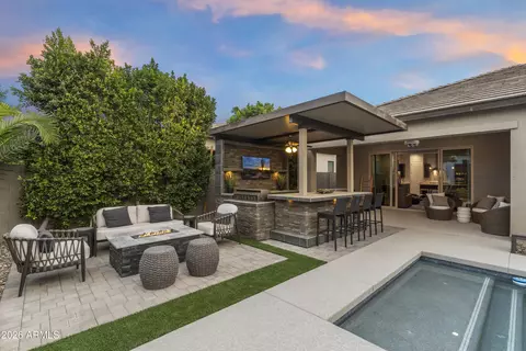 Exterior - 6514 E Libby St, Phoenix, AZ 85054 photo 3 of 14