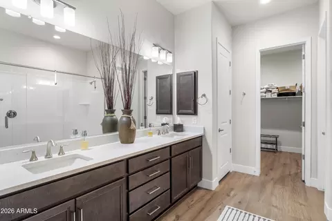 Entry Way - 6514 E Libby St, Phoenix, AZ 85054 photo 7 of 8