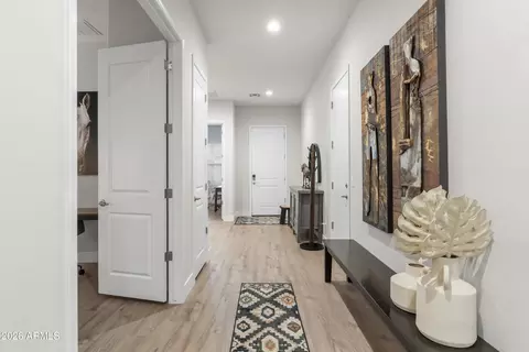 Entry Way - 6514 E Libby St, Phoenix, AZ 85054 photo 3 of 8