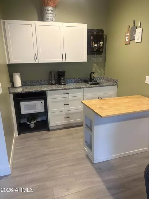 Kitchen - 9832 E Satellite Dr, Mesa, AZ 85212 photo 9 of 9