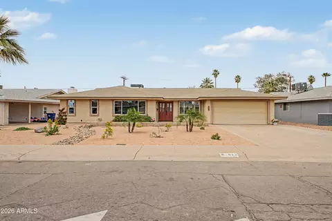 922 E Loyola Dr, Tempe, AZ 85282