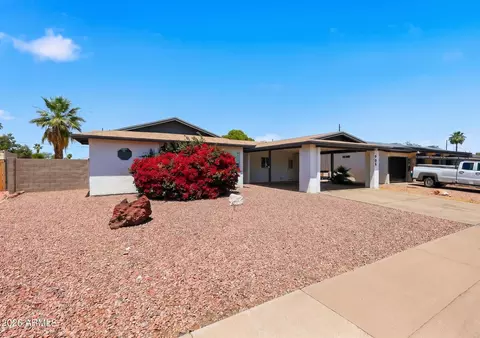 906 W Saint John Rd, Phoenix, AZ 85023