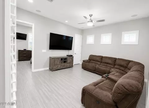 Entry Way - 10603 E Tumbleweed Ave, Mesa, AZ 85212 photo 6 of 7