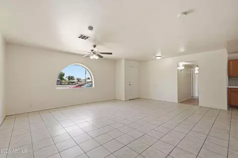 Living - 6452 W Thomas Rd, Phoenix, AZ 85033 photo 2 of 6
