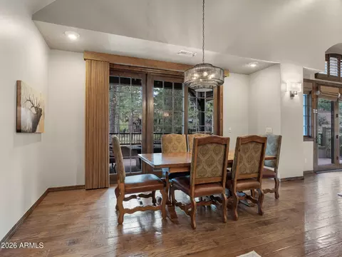 Dining - 1735 Elysian Ct, Flagstaff, AZ 86005 photo 2 of 3