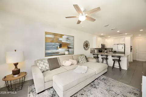 2511 W Queen Creek Rd #232, Chandler, AZ 85248