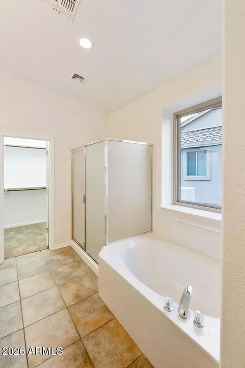 Bath - 4622 E Nightingale Ln, Gilbert, AZ 85298 photo 5 of 5