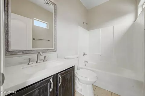 Bath - 9847 Escondido Ave, Mesa, AZ 85208 photo 1 of 2