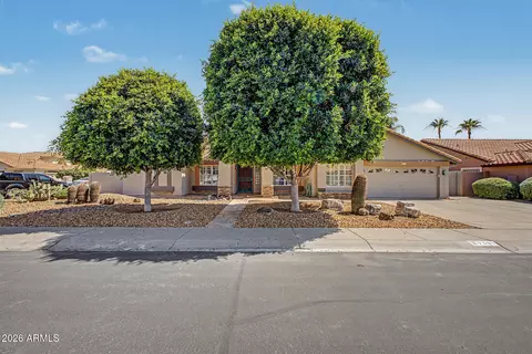 7131 W Voltaire Ave, Peoria, AZ 85381