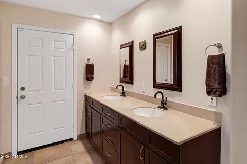 Bath - 13402 N 47th Pl, Phoenix, AZ 85032 photo 1 of 4