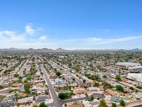 View/Area - 13402 N 47th Pl, Phoenix, AZ 85032 photo 4 of 7