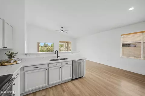 Kitchen - 1733 S Pico Ct, Gilbert, AZ 85295 photo 2 of 3