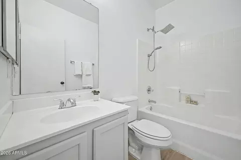 Bath - 1733 S Pico Ct, Gilbert, AZ 85295 photo 3 of 3