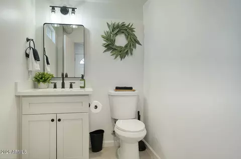 Bath - 9624 N 16th Ave, Phoenix, AZ 85021 photo 7 of 13