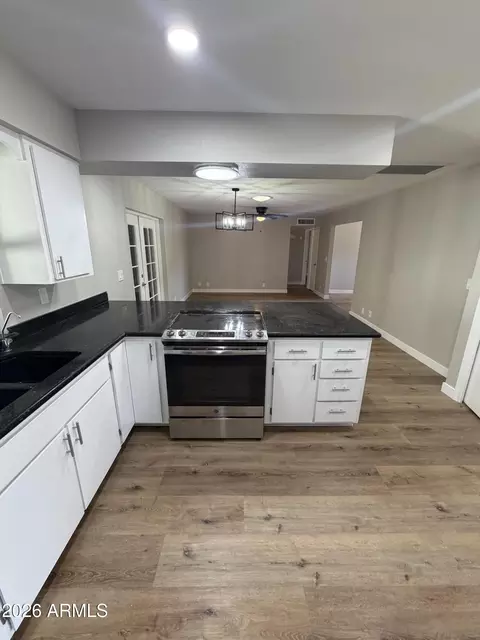 Kitchen - 4032 E Catalina Cir, Mesa, AZ 85206 photo 2 of 2