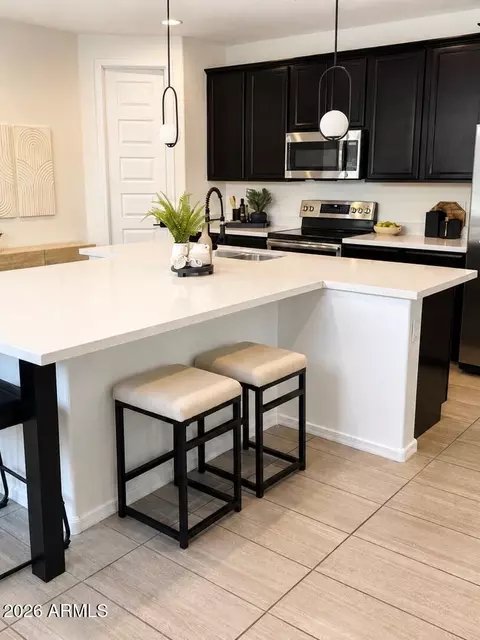 Kitchen - 2778 S Harmony Ave, Gilbert, AZ 85295 photo 2 of 6