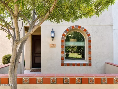 2778 S Harmony Ave, Gilbert, AZ 85295