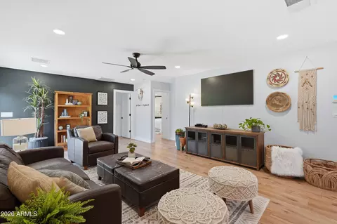 Living - 1226 E Colter St, Phoenix, AZ 85014 photo 2 of 2