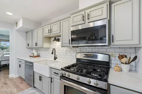 Kitchen - 1226 E Colter St, Phoenix, AZ 85014 photo 3 of 3