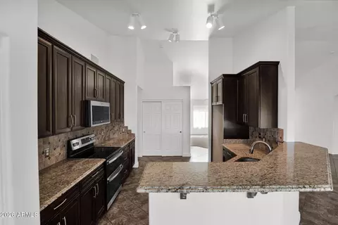 Kitchen - 502 N Falcon Dr, Gilbert, AZ 85234 photo 1 of 3