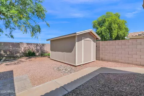 Exterior - 502 N Falcon Dr, Gilbert, AZ 85234 photo 8 of 10