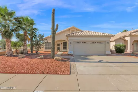 1011 W Kelton Ln, Phoenix, AZ 85023